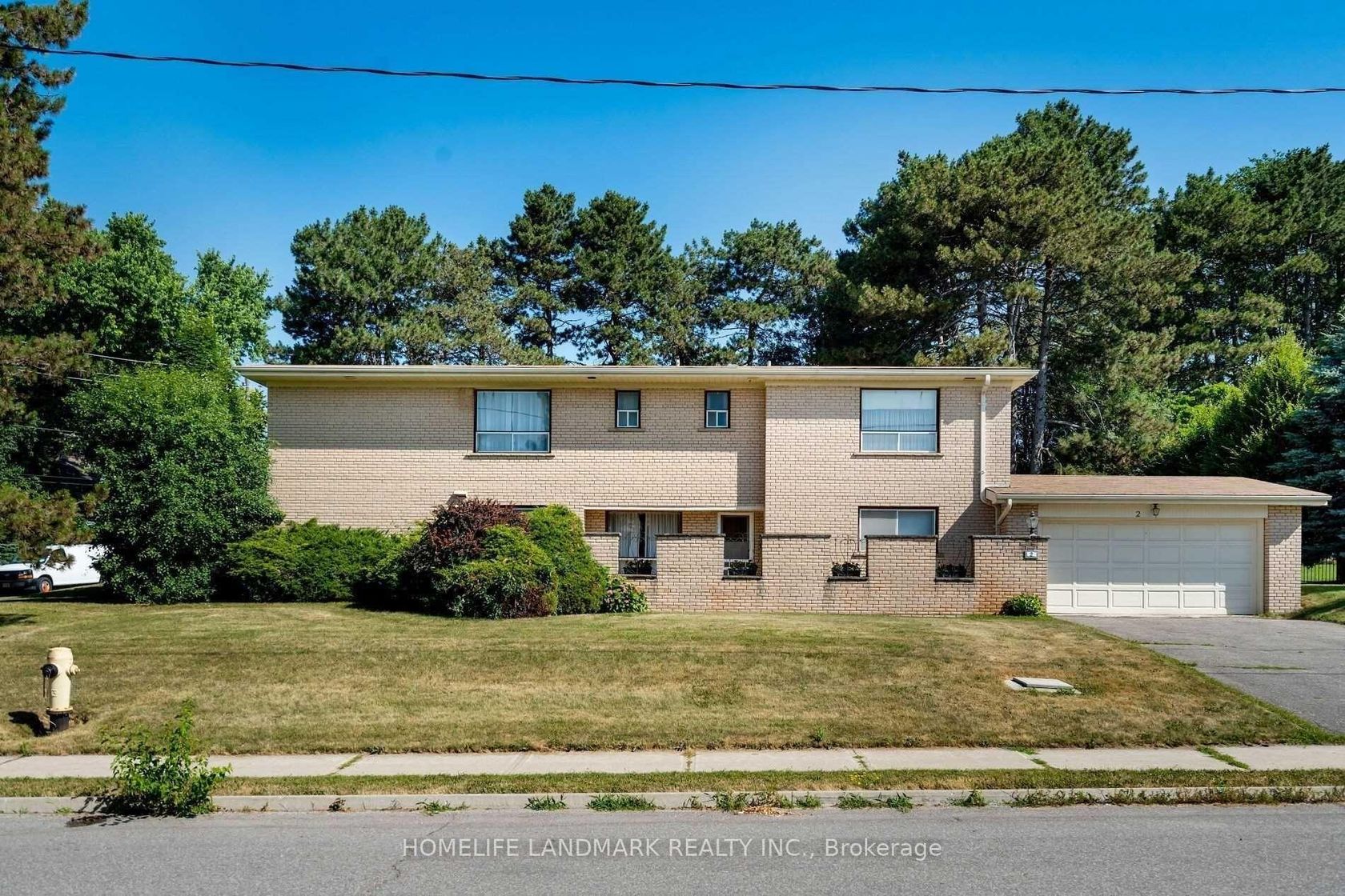 2 Royal Oak Drive, York Mills, Toronto 