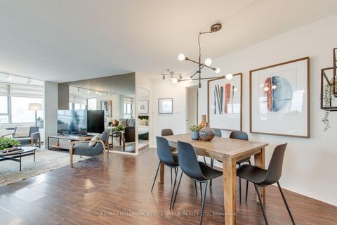 Photo 3 at 1102 - 270 Queens Quay W, Waterfront Communities C1, Toronto