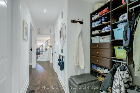 Photo 2 at 23 Gilmore Crescent, Brownridge, Vaughan