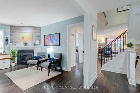 Photo 3 at 23 Gilmore Crescent, Brownridge, Vaughan