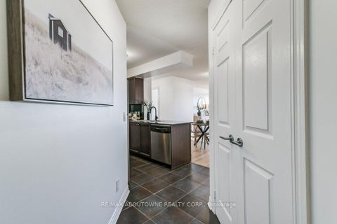 Photo 11 at 405 - 2325 Central Park Drive, RO River Oaks, Oakville