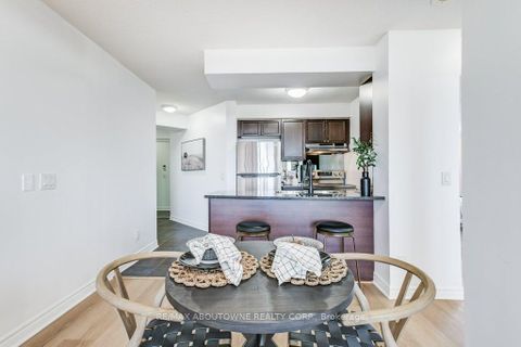 Photo 22 at 405 - 2325 Central Park Drive, RO River Oaks, Oakville