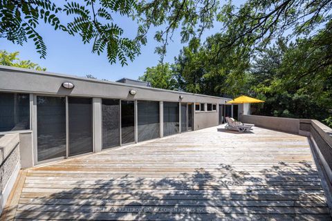 Photo 33 at 10 Penwood Crescent, Don Mills, Toronto