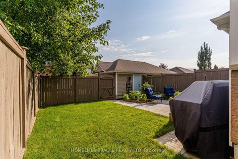 Photo 5 at 149 Carnwith Drive E, Brooklin, Whitby