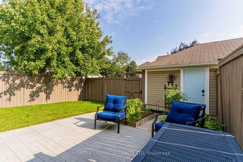 Photo 6 at 149 Carnwith Drive E, Brooklin, Whitby