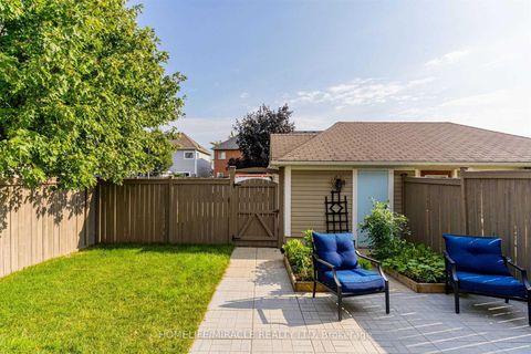 Photo 9 at 149 Carnwith Drive E, Brooklin, Whitby