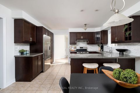 Photo 9 at 1254 Meath Drive, Pinecrest, Oshawa