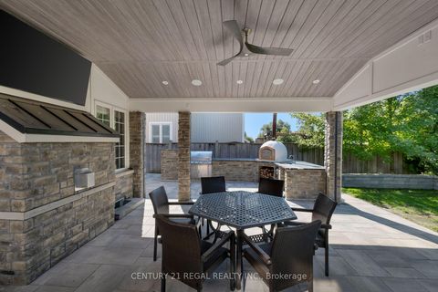 Photo 14 at 1254 Meath Drive, Pinecrest, Oshawa