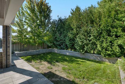 Photo 15 at 1254 Meath Drive, Pinecrest, Oshawa