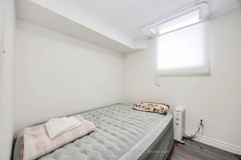 Photo 35 at 189 Algoma Drive, Kleinburg, Vaughan