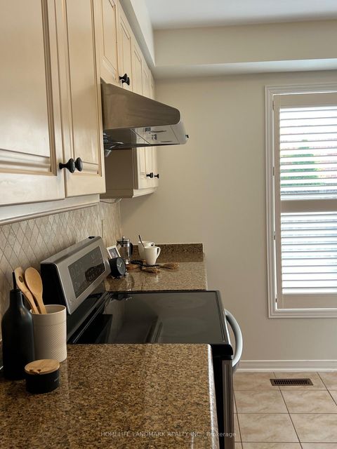 Photo 6 at 55 Quetico Drive, Langstaff, Richmond Hill