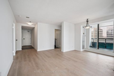 Photo 6 at 1214 - 7 Bishop Avenue, Newtonbrook East, Toronto