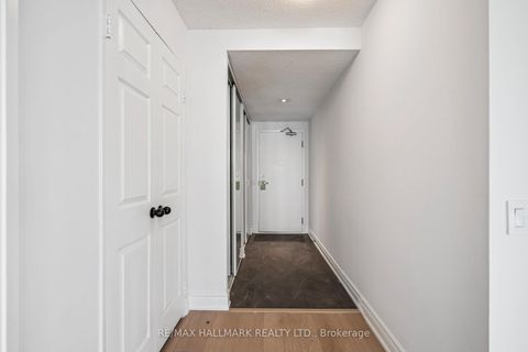 Photo 23 at 1214 - 7 Bishop Avenue, Newtonbrook East, Toronto
