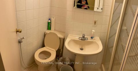 Photo 15 at 20 Goulding Avenue, Newtonbrook West, Toronto