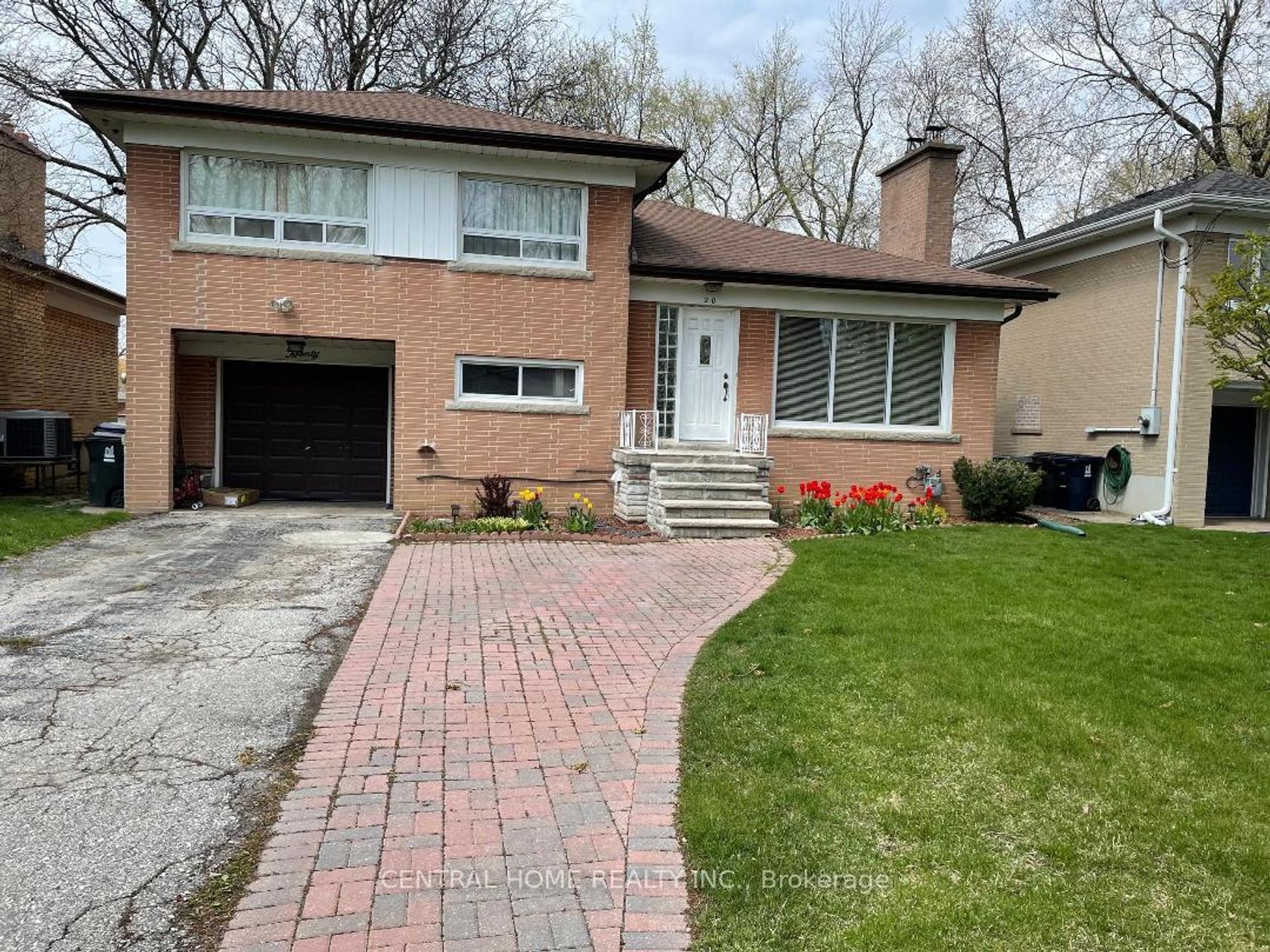 20 Goulding Avenue, Newtonbrook West, Toronto 