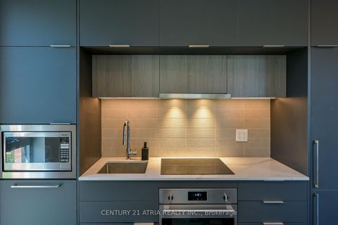 Photo 16 at 303 - 185 Alberta Avenue, Oakwood Village, Toronto