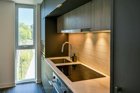 Photo 18 at 303 - 185 Alberta Avenue, Oakwood Village, Toronto