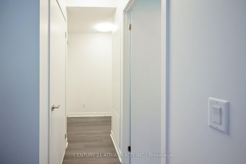 Photo 33 at 303 - 185 Alberta Avenue, Oakwood Village, Toronto