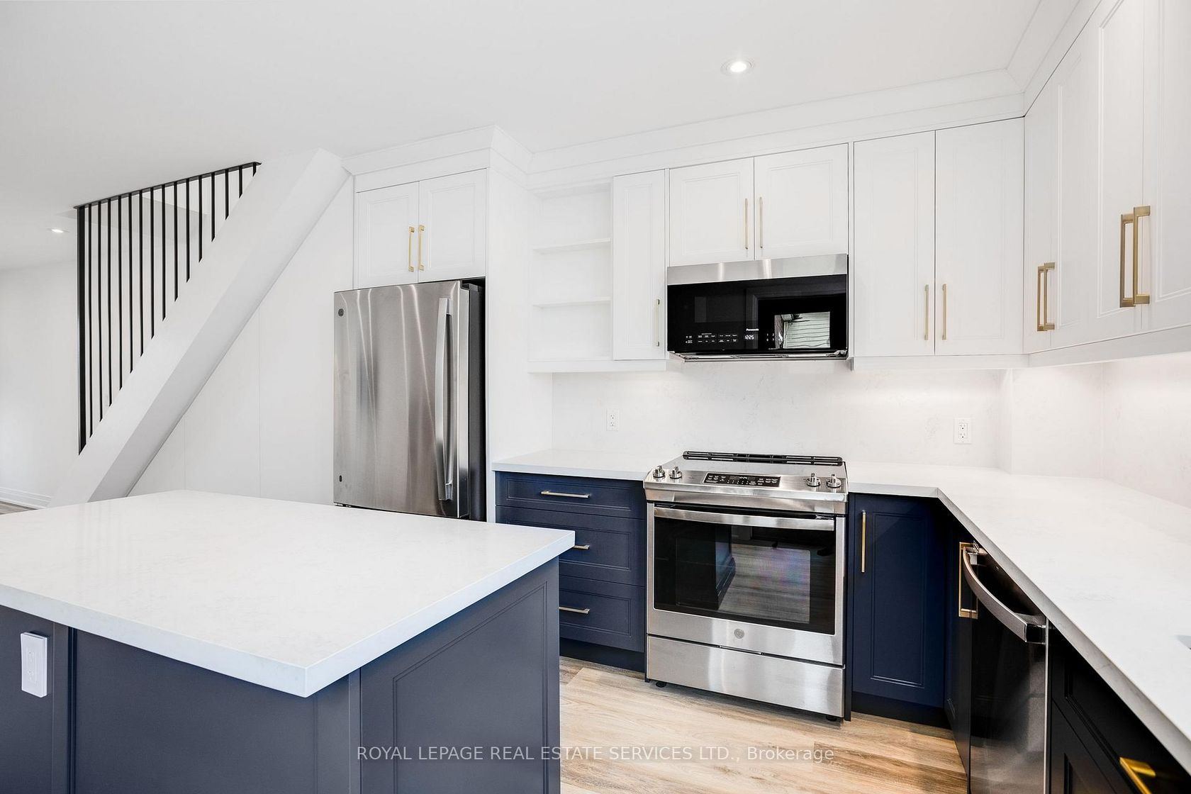 Photo 6 at 18 Milton Street, Mimico, Toronto Photo 6 at 18 Milton Street, Mimico, Toronto
