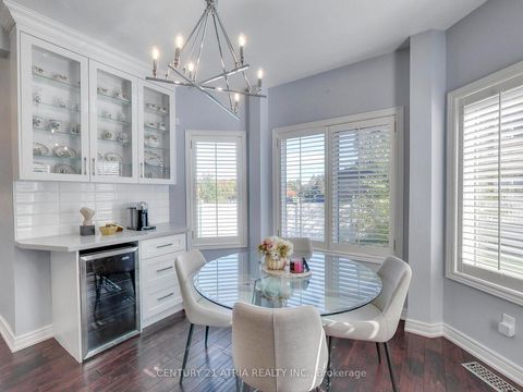 Photo 8 at 2 Whalen Court, Westbrook, Richmond Hill