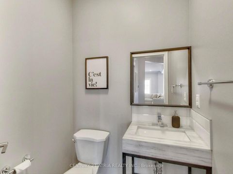 Photo 12 at 2 Whalen Court, Westbrook, Richmond Hill