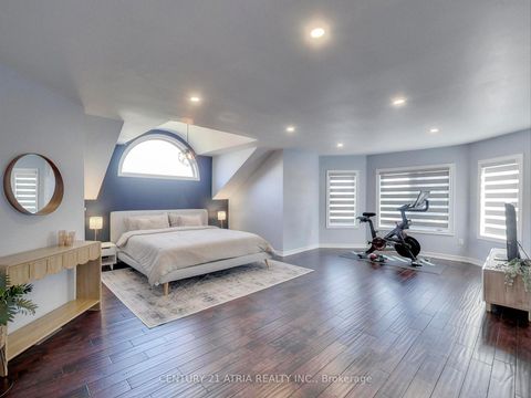 Photo 16 at 2 Whalen Court, Westbrook, Richmond Hill