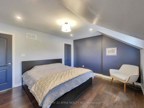 Photo 23 at 2 Whalen Court, Westbrook, Richmond Hill