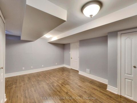 Photo 31 at 2 Whalen Court, Westbrook, Richmond Hill