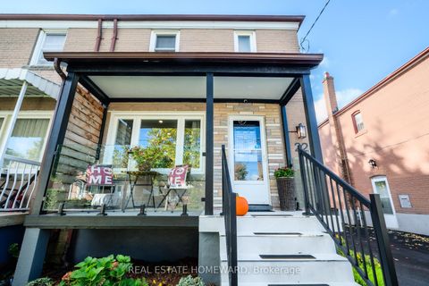 Photo 3 at 22 Rupert Street, Birchmount, Toronto