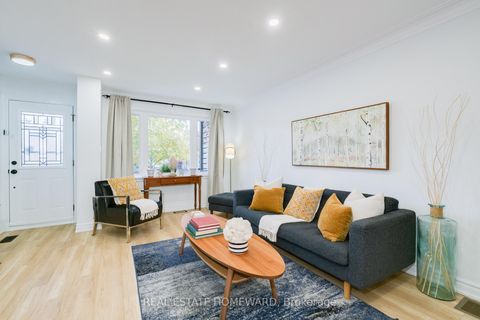 Photo 11 at 22 Rupert Street, Birchmount, Toronto