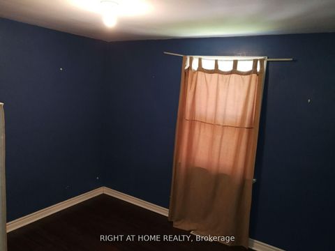 Photo 4 at 78 Maybourne Avenue, Birchmount, Toronto