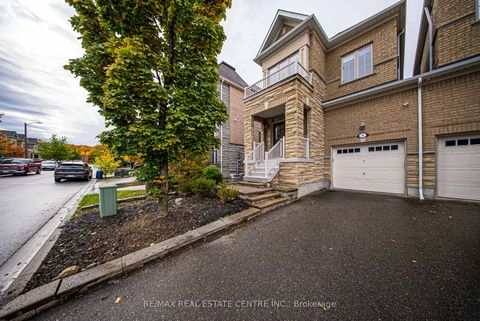 Photo 3 at 8 Bristlewood Crescent, Patterson, Vaughan Photo 3 at 8 Bristlewood Crescent, Patterson, Vaughan