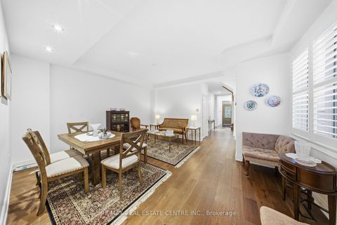 Photo 12 at 8 Bristlewood Crescent, Patterson, Vaughan