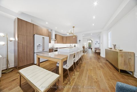 Photo 19 at 8 Bristlewood Crescent, Patterson, Vaughan