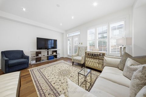 Photo 21 at 8 Bristlewood Crescent, Patterson, Vaughan
