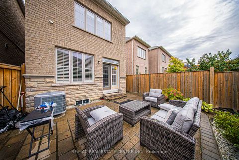 Photo 35 at 8 Bristlewood Crescent, Patterson, Vaughan Photo 35 at 8 Bristlewood Crescent, Patterson, Vaughan