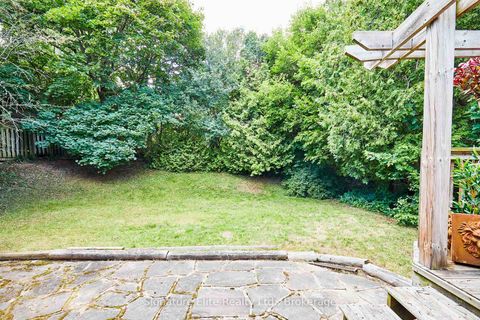 Photo 10 at 262 Bellamy Road N, Eglinton East, Toronto