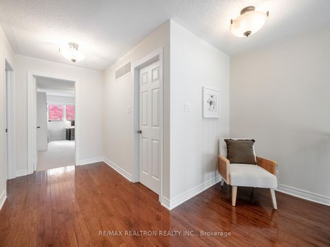 Photo 19 at 6 - 8900 Bathurst Street, Patterson, Vaughan