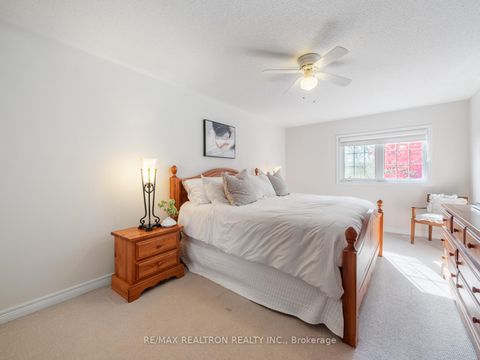 Photo 25 at 6 - 8900 Bathurst Street, Patterson, Vaughan