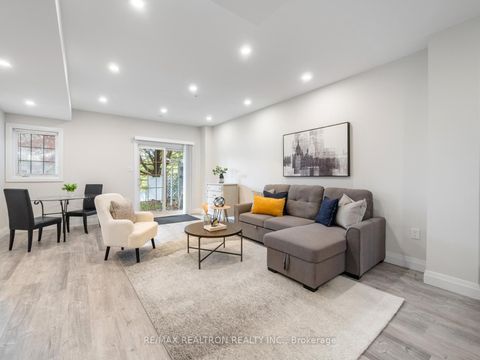 Photo 26 at 6 - 8900 Bathurst Street, Patterson, Vaughan