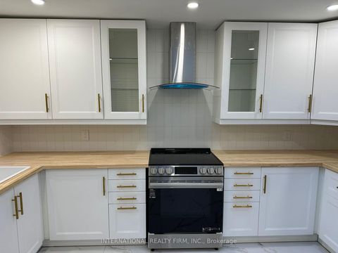 Photo 3 at 337 Glen Road, Moore Park, Toronto