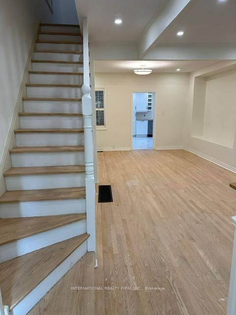 Photo 5 at 337 Glen Road, Moore Park, Toronto