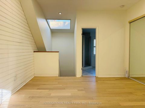 Photo 7 at 337 Glen Road, Moore Park, Toronto