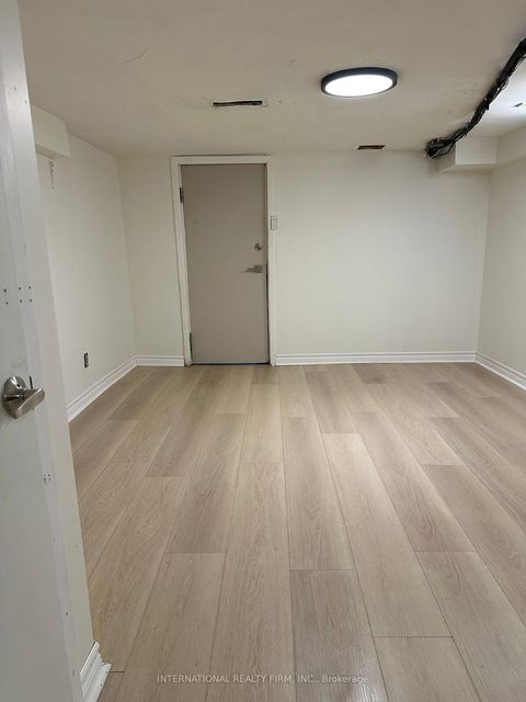 Photo 11 at 337 Glen Road, Moore Park, Toronto