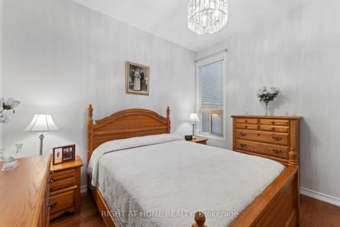 Photo 10 at 50 Argyle Street, Bellwoods, Toronto