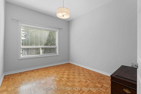 Photo 20 at 50 Argyle Street, Bellwoods, Toronto