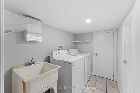 Photo 31 at 50 Argyle Street, Bellwoods, Toronto