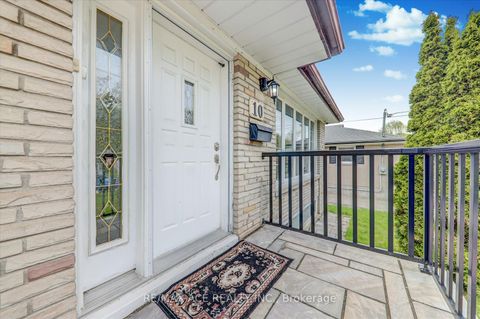 Photo 5 at 10 Blakemanor Boulevard, Woburn, Toronto