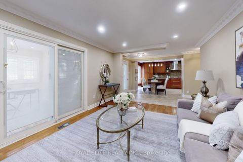 Photo 11 at 88 Millersgrove Drive, Branson, Toronto