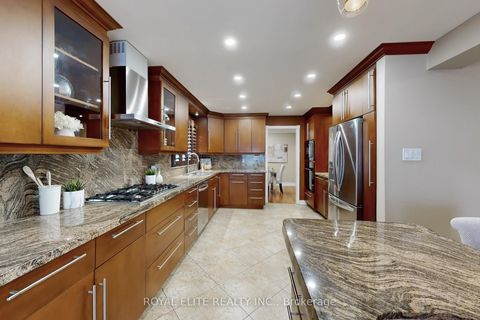 Photo 14 at 88 Millersgrove Drive, Branson, Toronto